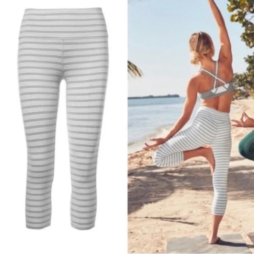 Athleta High Rise Heather Stripe Chaturanga Capri Size XL
